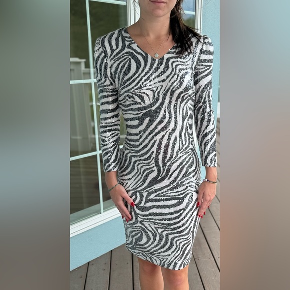 Colleen Lopez sequin zebra print dress - Picture 2 of 9